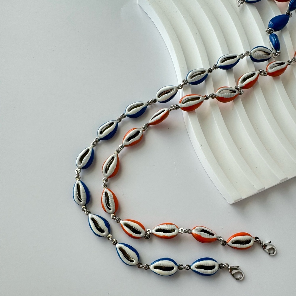 White Rhodium Shell Choker Necklace - Picture 2 of 3